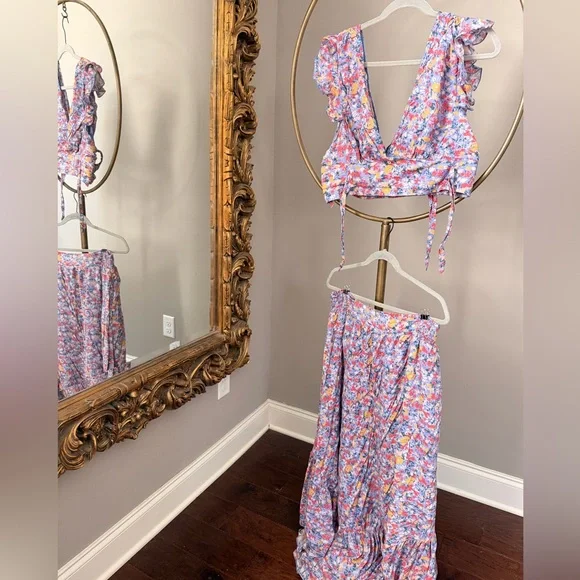 Free People Pretty Dayz Set - Picture 1 of 5